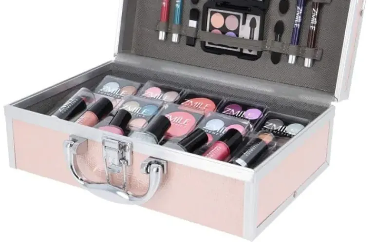 Zmile Cosmetics Makeup Box Merry Berry Vegan